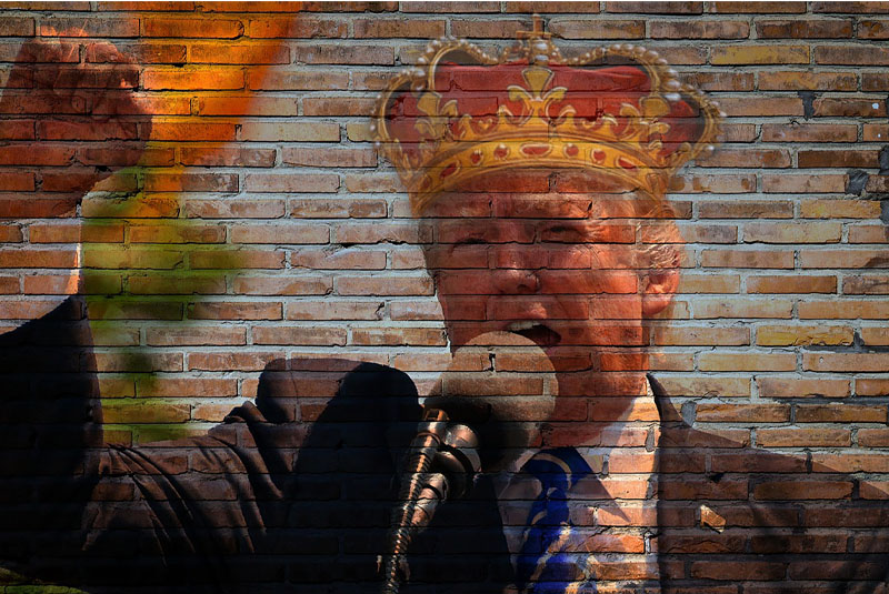 Donald Trump wearing a crown